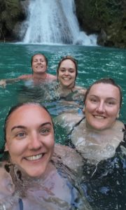 d9ffe022-5269-452c-bcce-6ad126ca3d4e